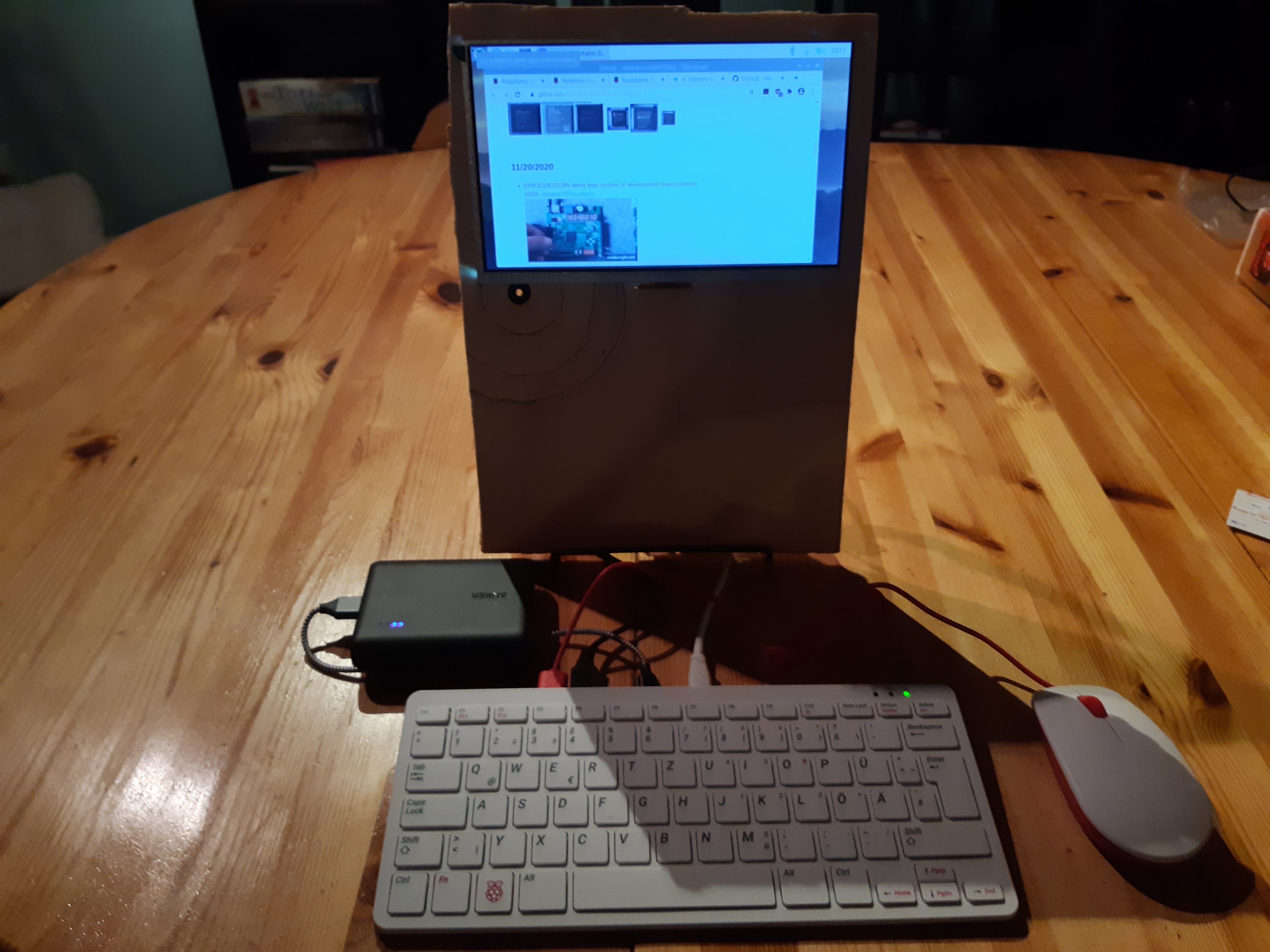 Turn Your Pi 400 Into a 13.3″ Raspberry Pi Laptop With The PiDock